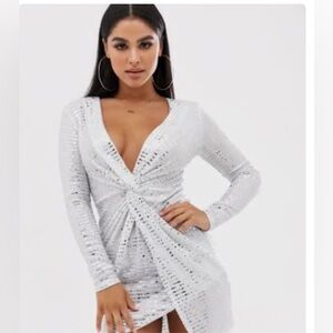 NWT Flounce White and Silver Sequin Long Sleeve Mini Dress